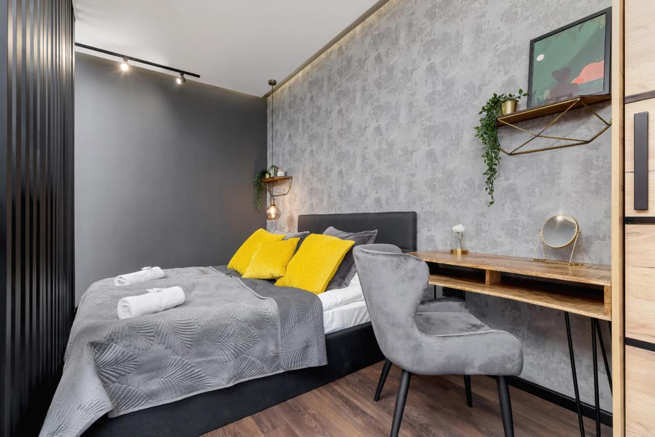 Old Town Studio Good Vibes By Noclegi Renters Cracóvia Exterior foto